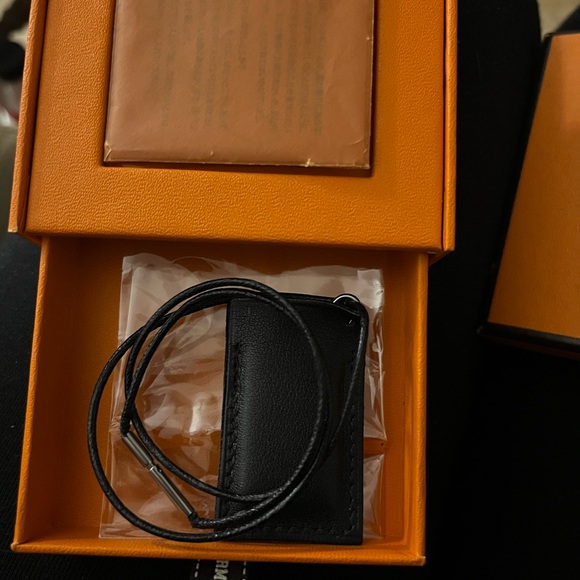 Project Piece HERMES Infinity Plate Pendant Necklace | Palladium | Original Box - Picture 4 of 8